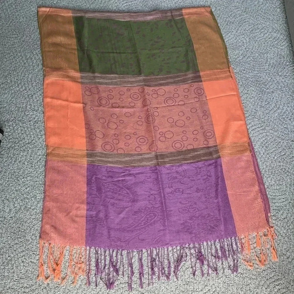 Pashmina Scarf purple, green and peach tones - Picture 4 of 5